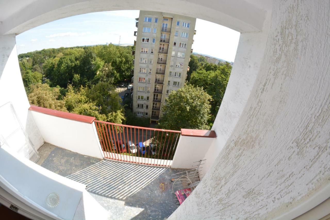 Ul. Ugorek Kolo Areny Daire Krakow Dış mekan fotoğraf
