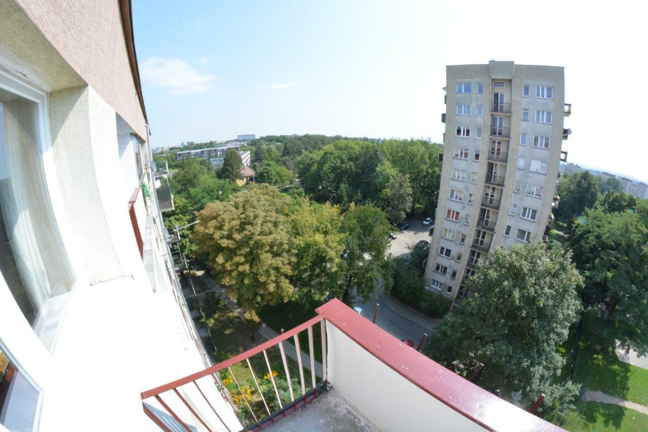 Ul. Ugorek Kolo Areny Daire Krakow Dış mekan fotoğraf